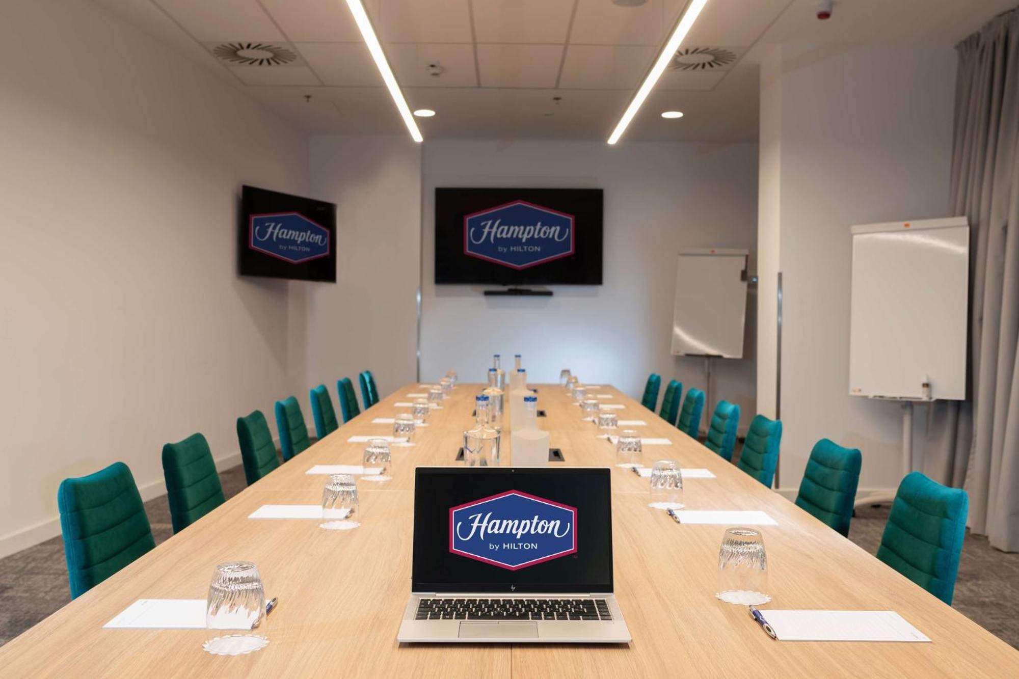 Hampton By Hilton Budapest City Centre Екстер'єр фото