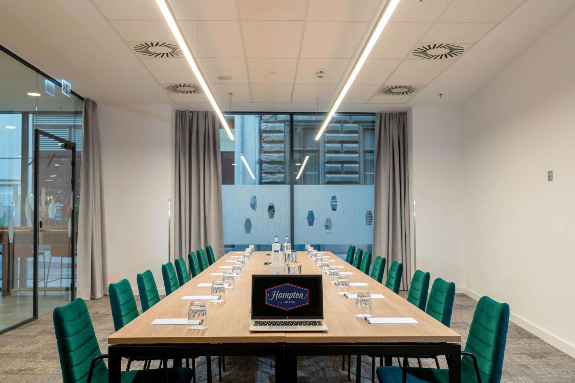 Hampton By Hilton Budapest City Centre Екстер'єр фото