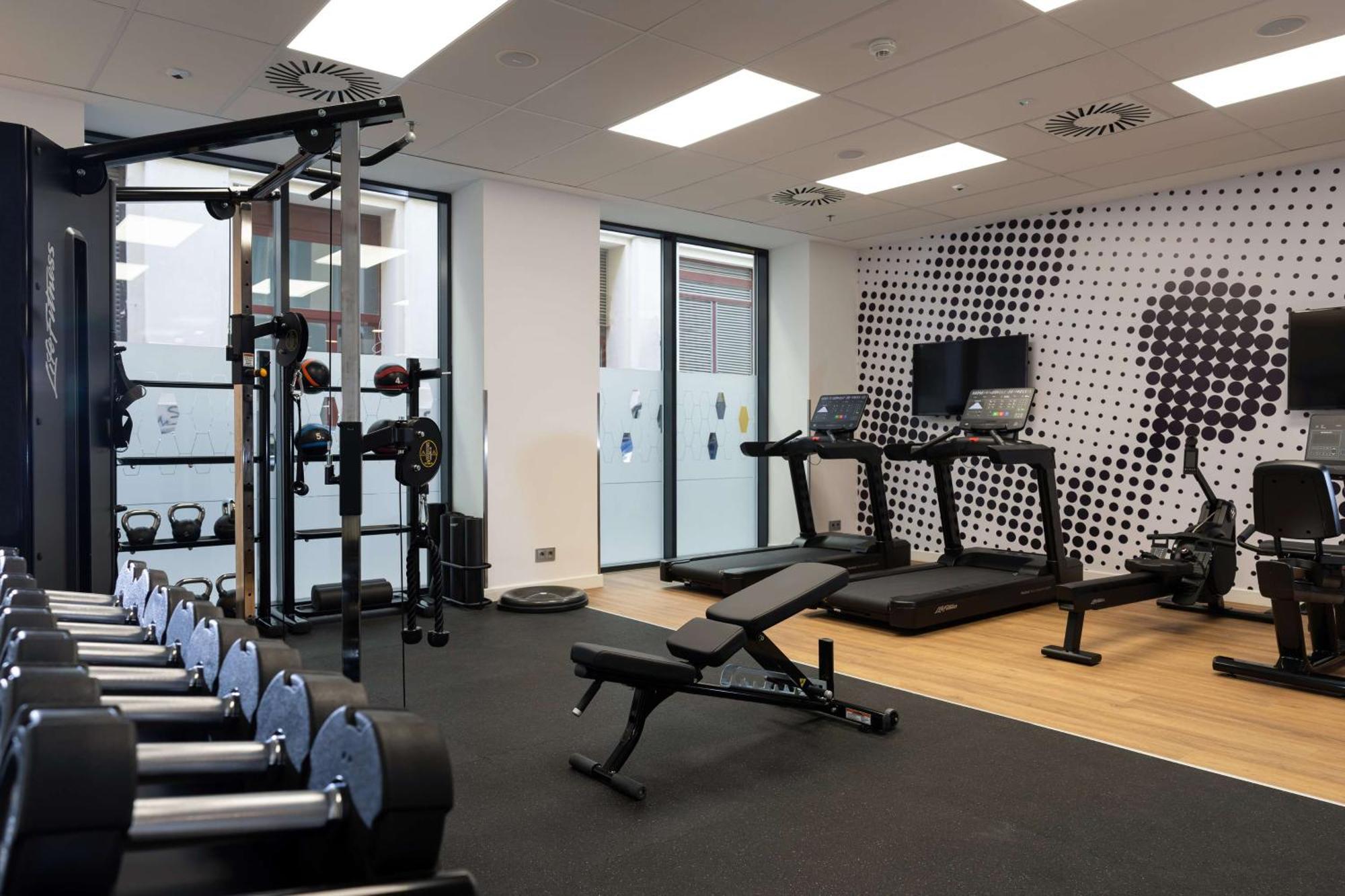 Hampton By Hilton Budapest City Centre Екстер'єр фото